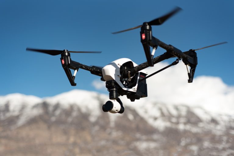 AI Piloted Drones Race Human Pilots